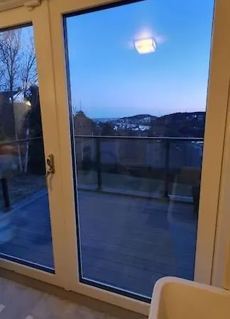 Stor Enebolig Med Oppvarmet Basseng Villa Kristiansand